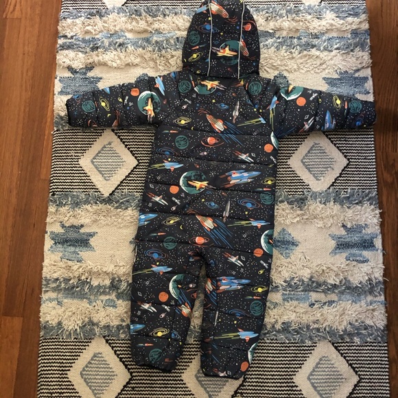 Snowsuit - Picture 3 of 4